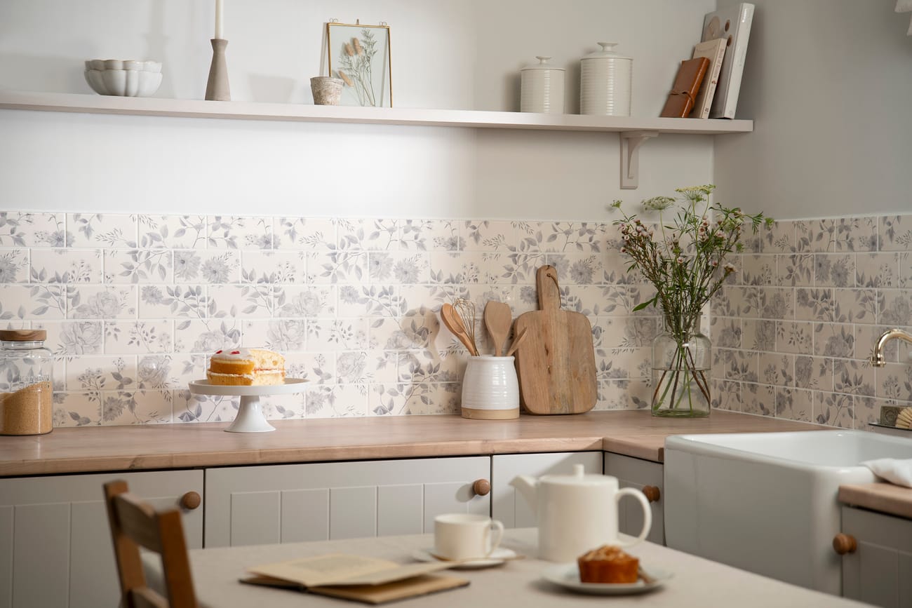 Cottage Garden Blue - Original Style's Tile of the Year 2025