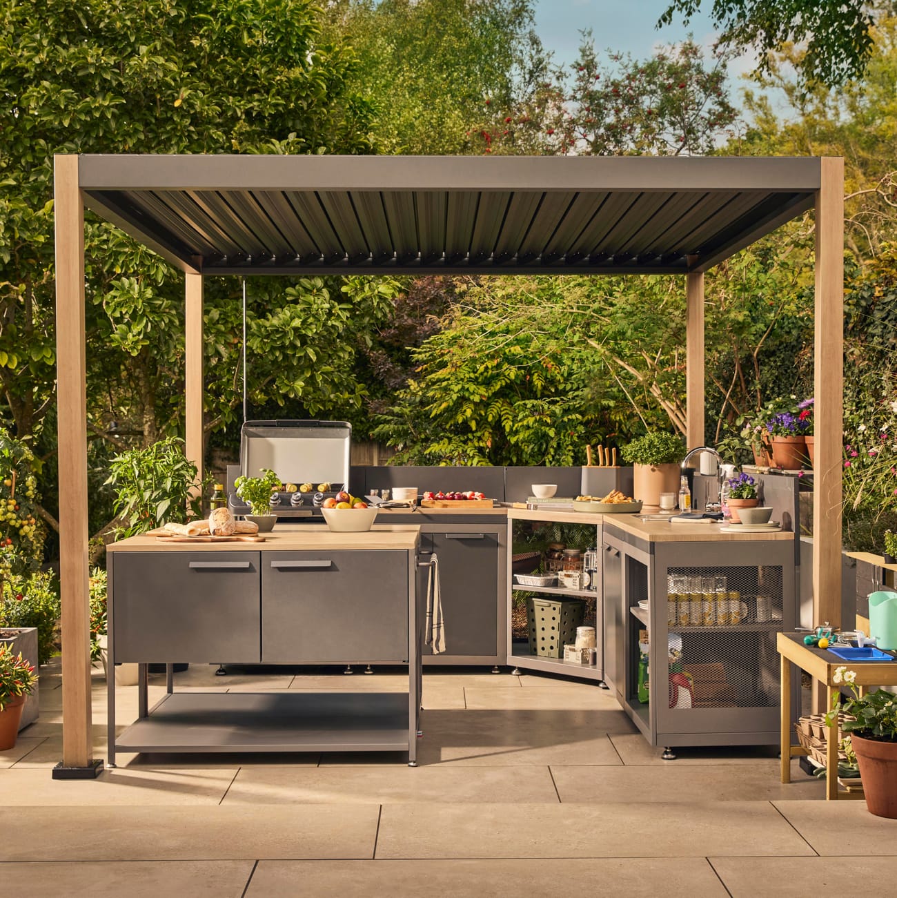 Klikstrom Cucino Square Pergola, (W)3m x (D)3m x (H)2.35m
