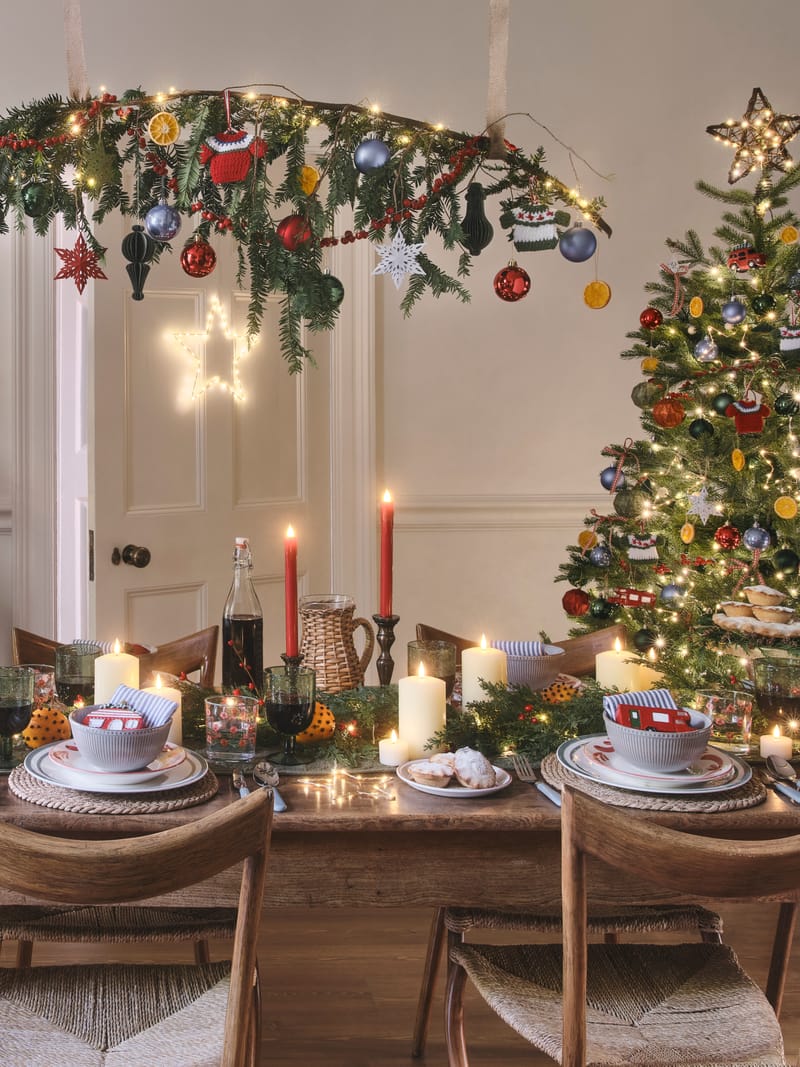 Christmas Dining Room Table Decor Lifestyle