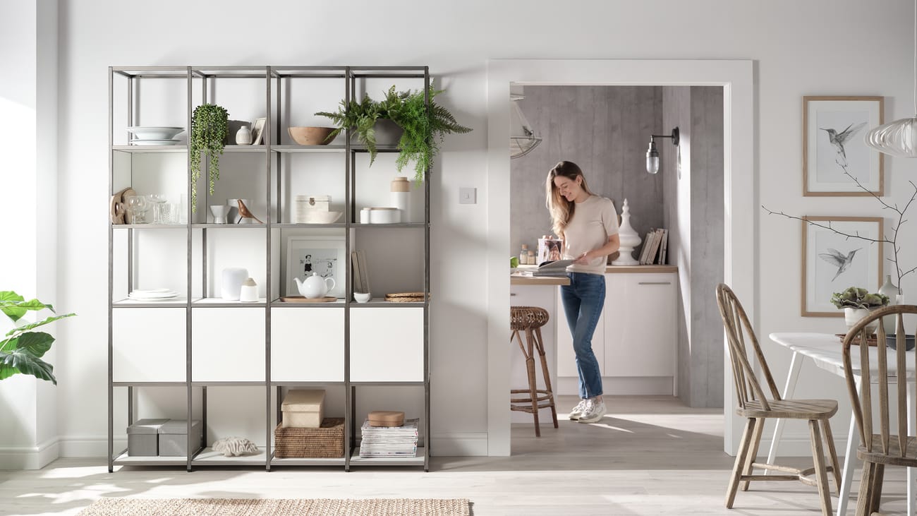 Shelf unit with Cupboards, Dividers and Planter Box
