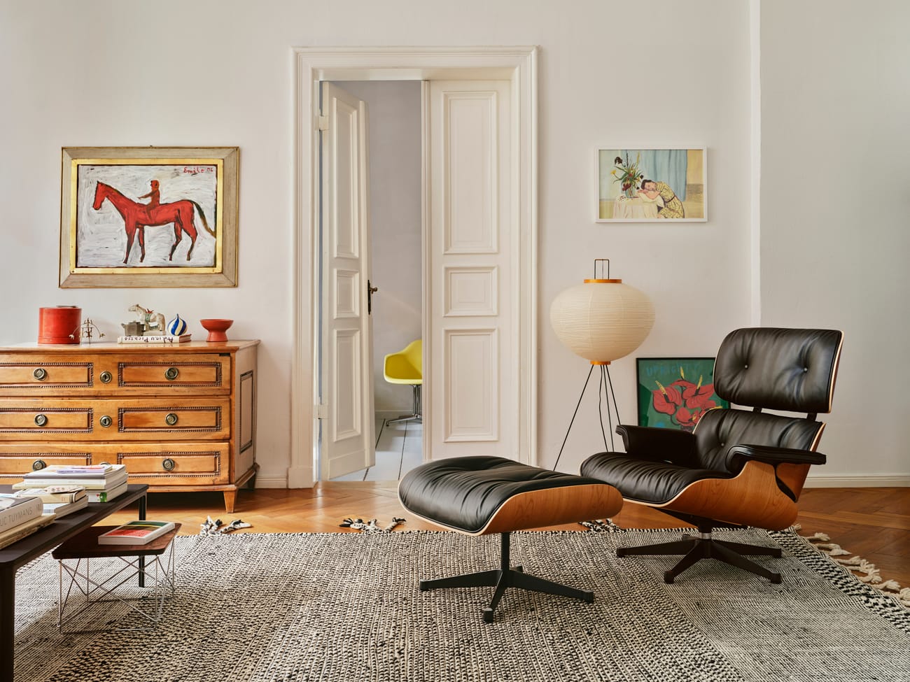 Eames Lounge Chair - American Cherry