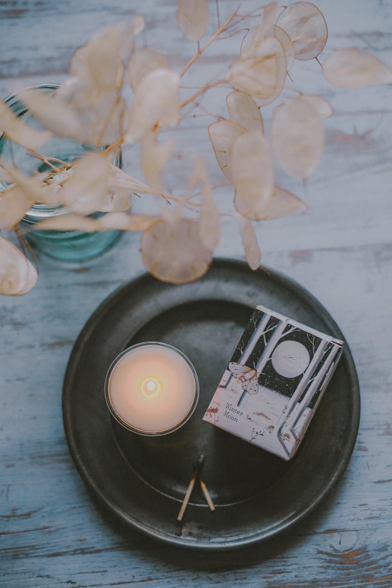 Winter Moon 9cl Illustrated Candle by Heaven Scent